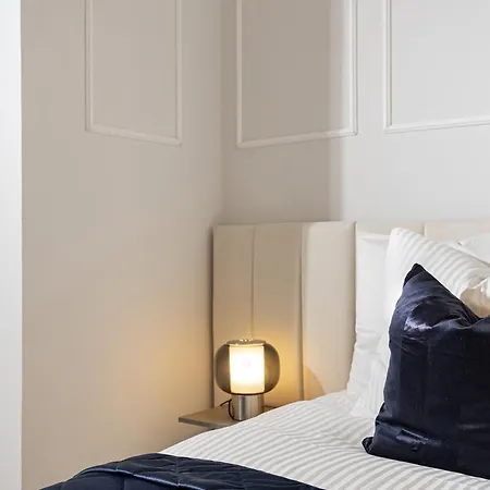 Qult - Blue Lagoon - 10 Min To Casino Lägenhet