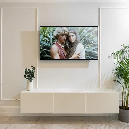 Qult - Blue Lagoon - 10 Min To Casino Beausoleil