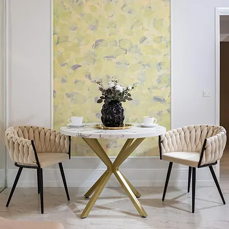 Qult - Blue Lagoon - 10 Min To Casino